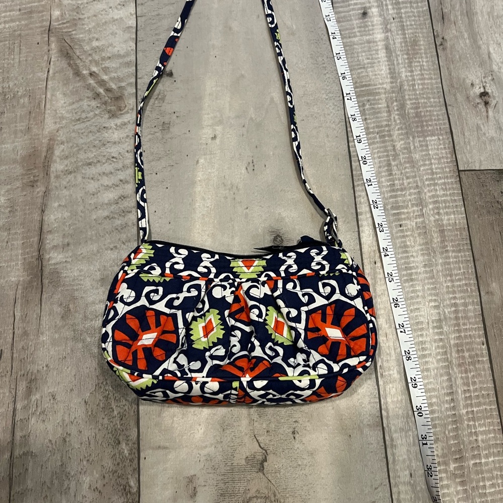 Vera Bradley crossbody BIN AH